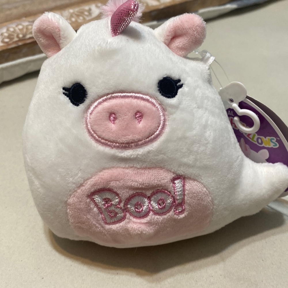 NWT Zoeyana squishmallow